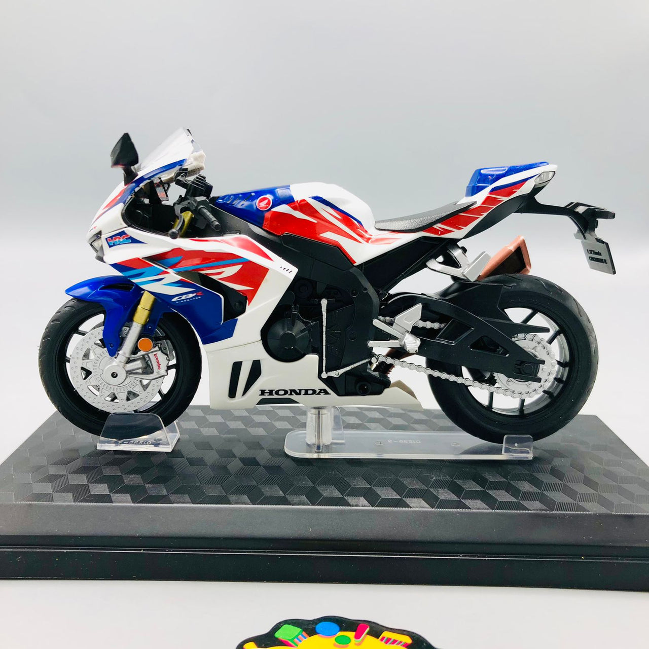 1:12 Diecast Honda CBR1000RR-R Fireblade SP Official Licensed Model