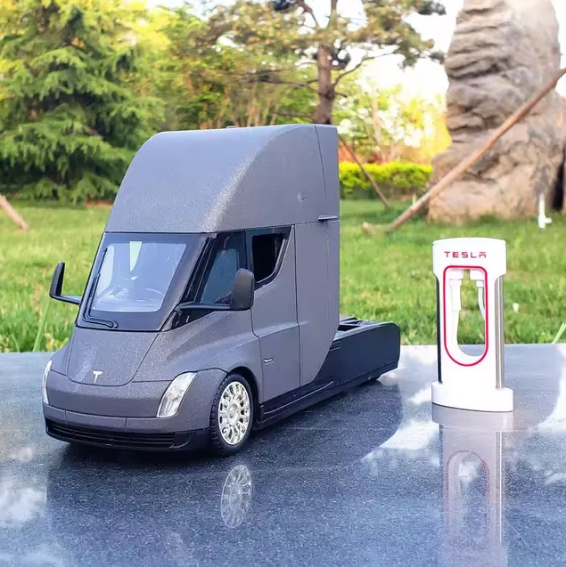 1:24 Diecast Tesla Semi Truck Head Model