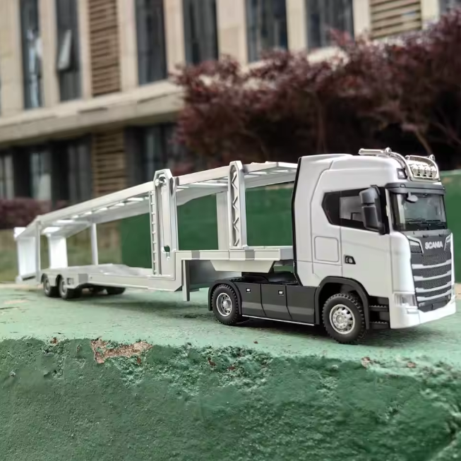 1:50 Diecast Scania Large Transport Truck