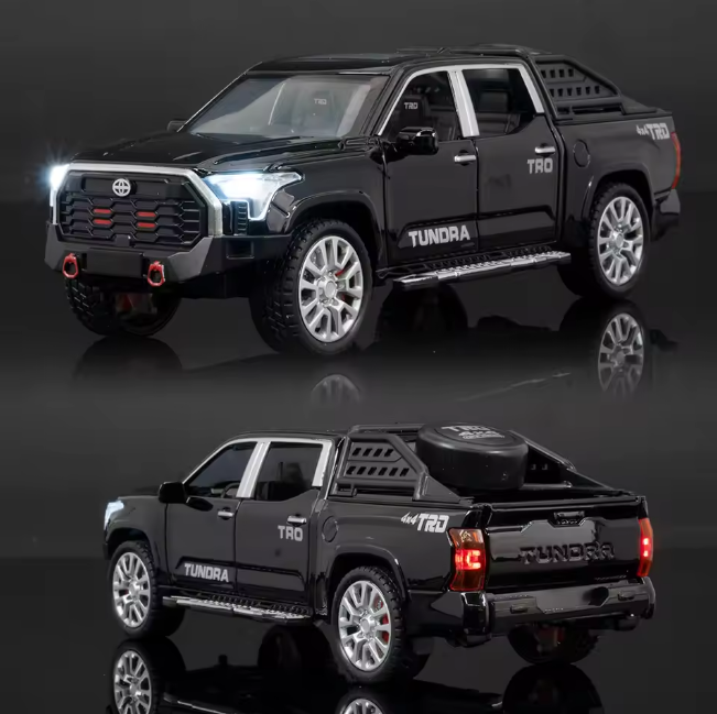 1:32 Diecast Toyota Tundra Pickup Truck Model