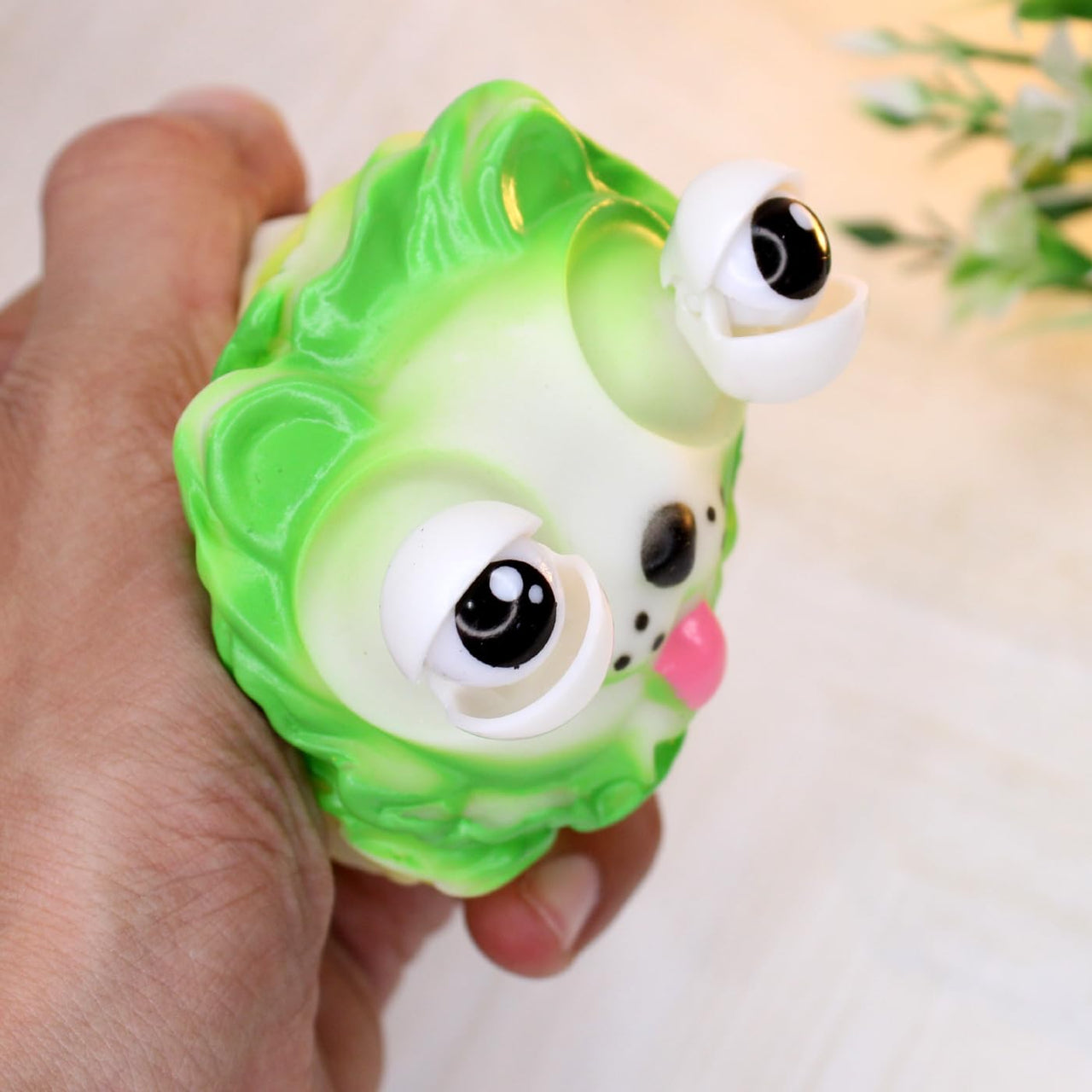 1Pc Squishy Dog Popping Eyes Toy