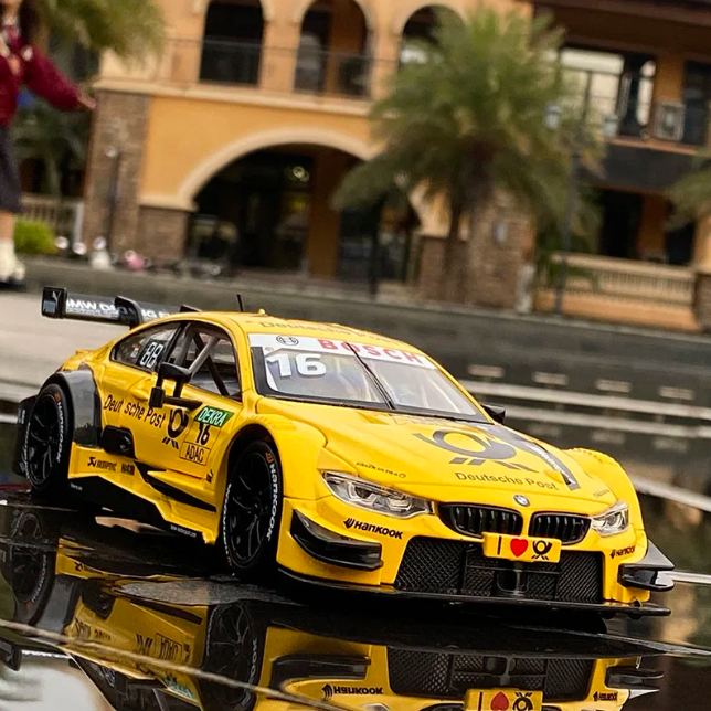 1:24 Diecast BMW M4 DTM Official Licensed Model Car