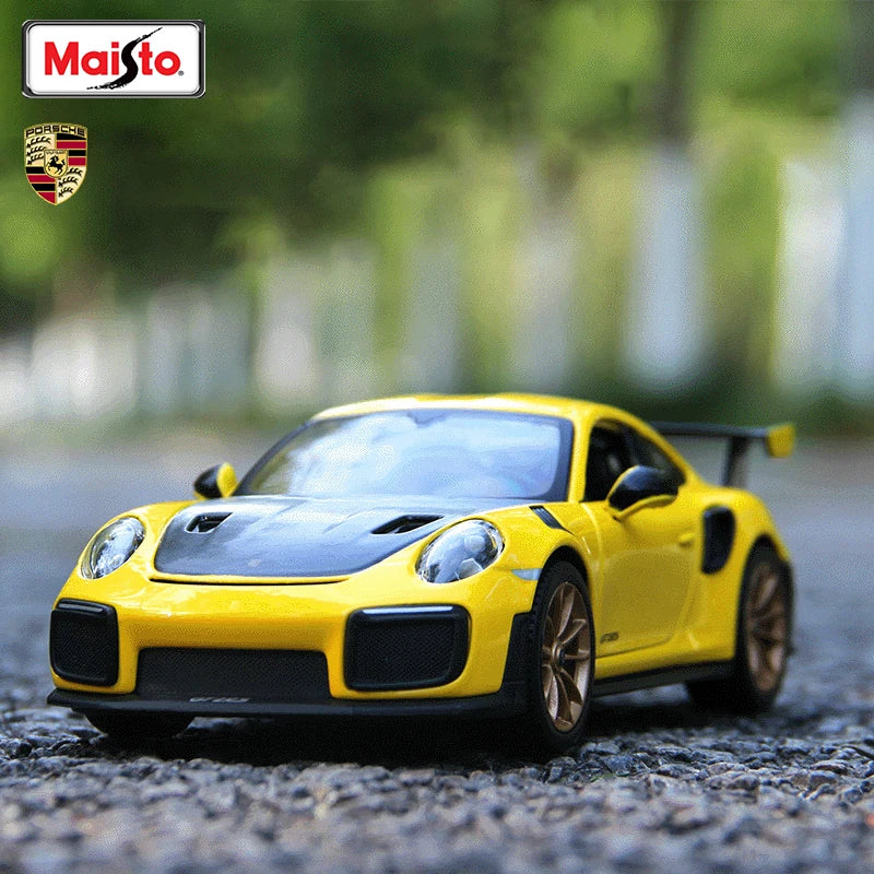 Maisto 1:24 Porsche 911 GT2 RS