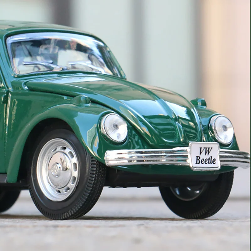 Maisto 1:24 Volkswagen Beetle - Green