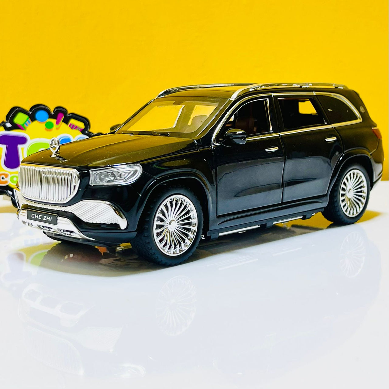 1:24 Diecast Mercedes Benz Maybach GLS600