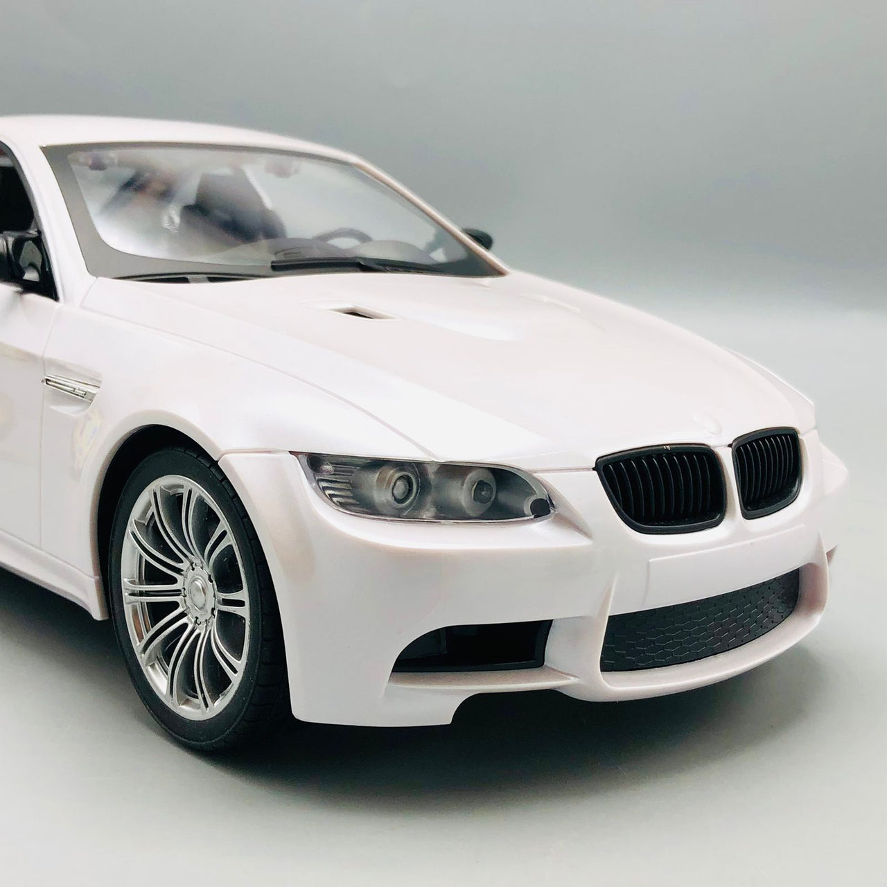 1:14 RC BMW Seignior Racing Car With Headlights