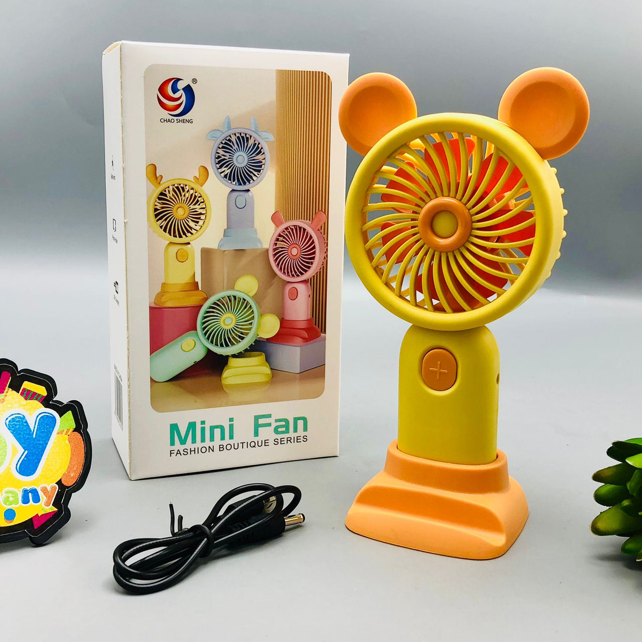 Mini Rechargeable Adorable Design Fan With Mobile Phone Bracket