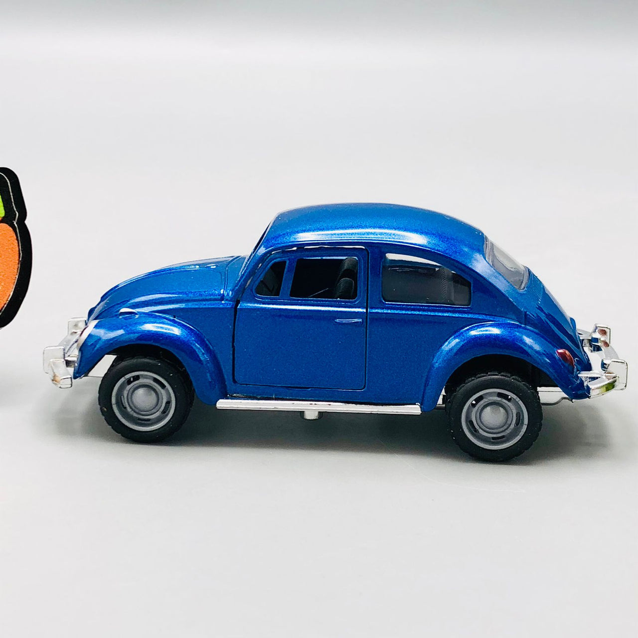 1:43 Mini Diecast Volkswagen Beetle Model