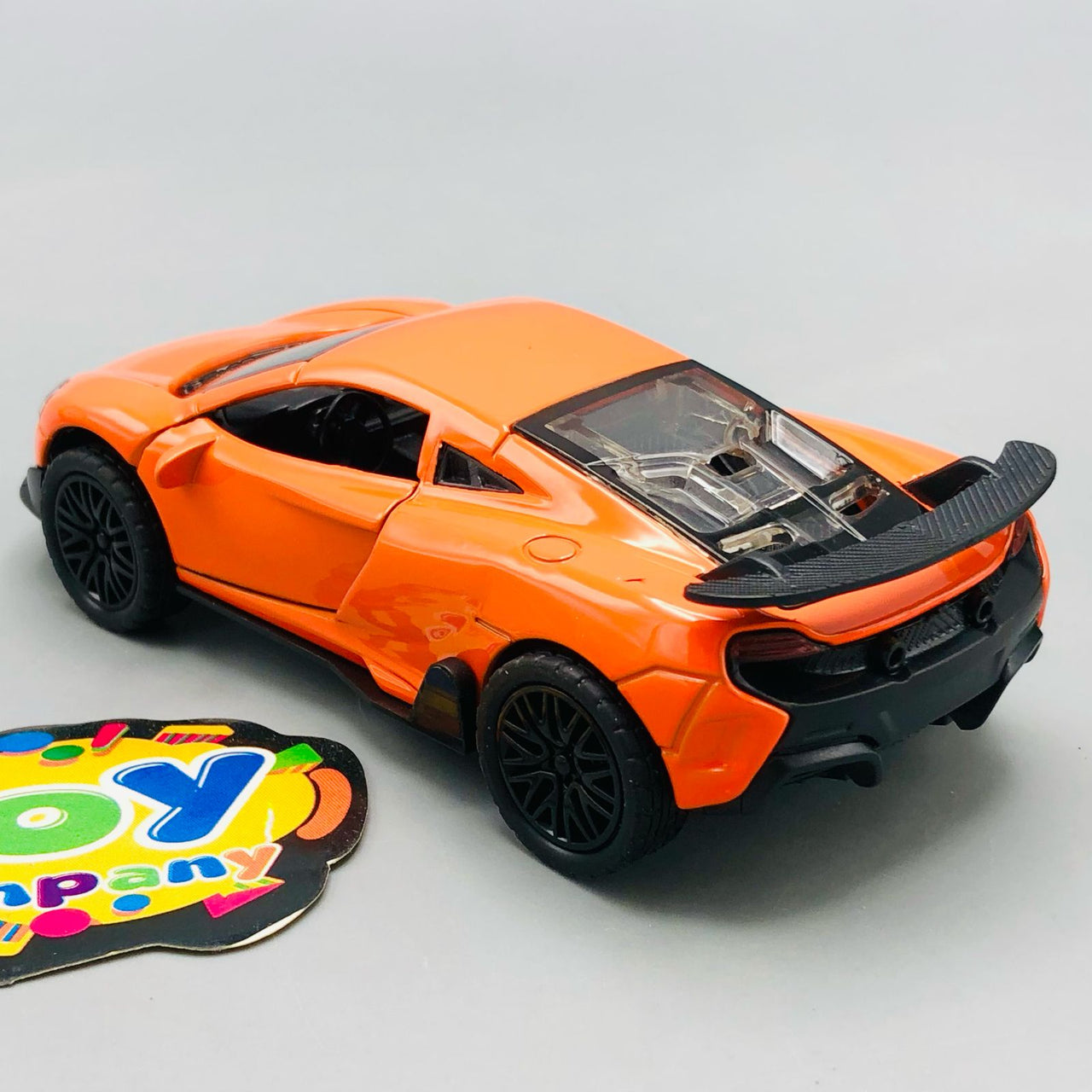 1:36 Diecast Mini Pullback McLaren 675LT Model Car