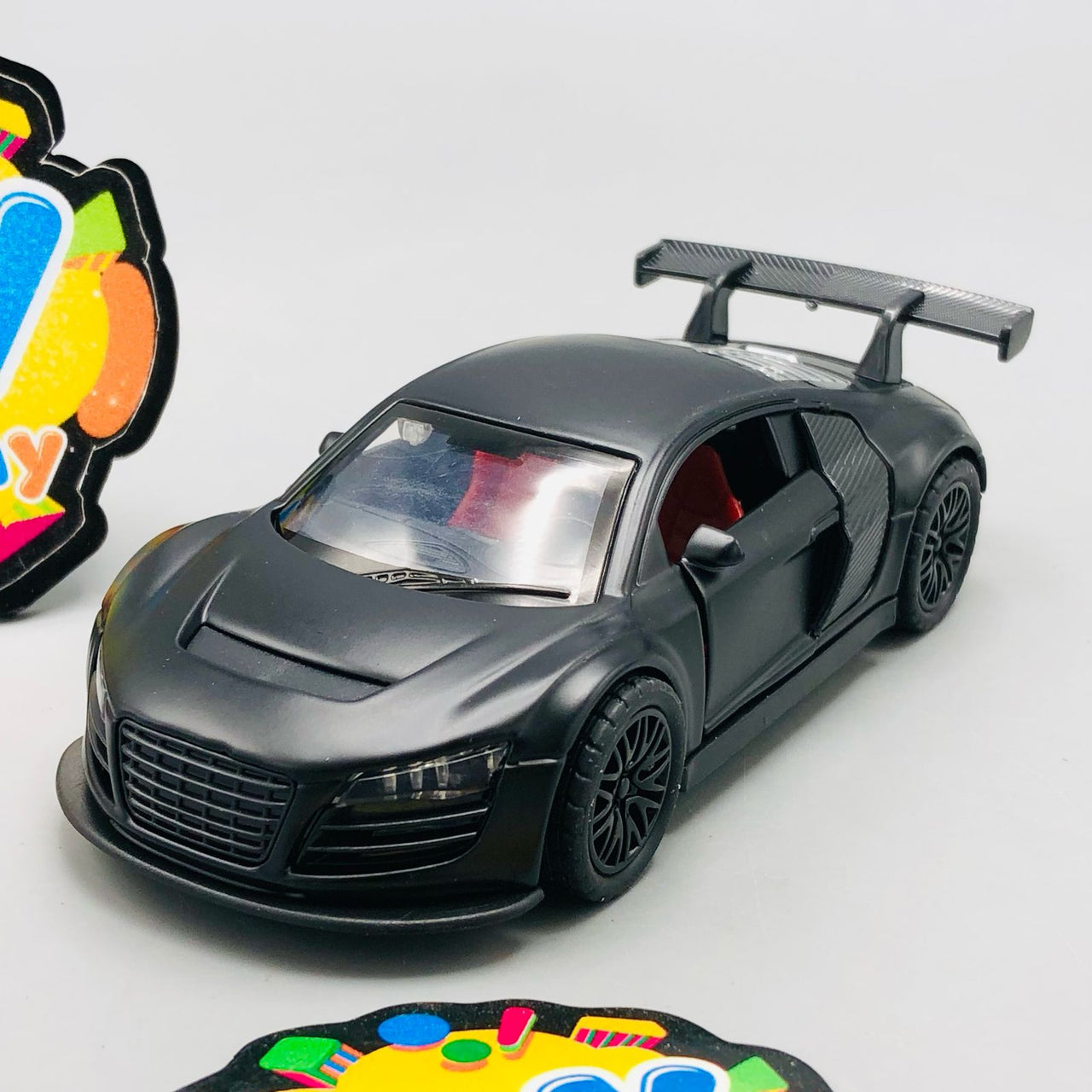 1:36 Diecast Mini Pullback Audi R8 LMS Model Car