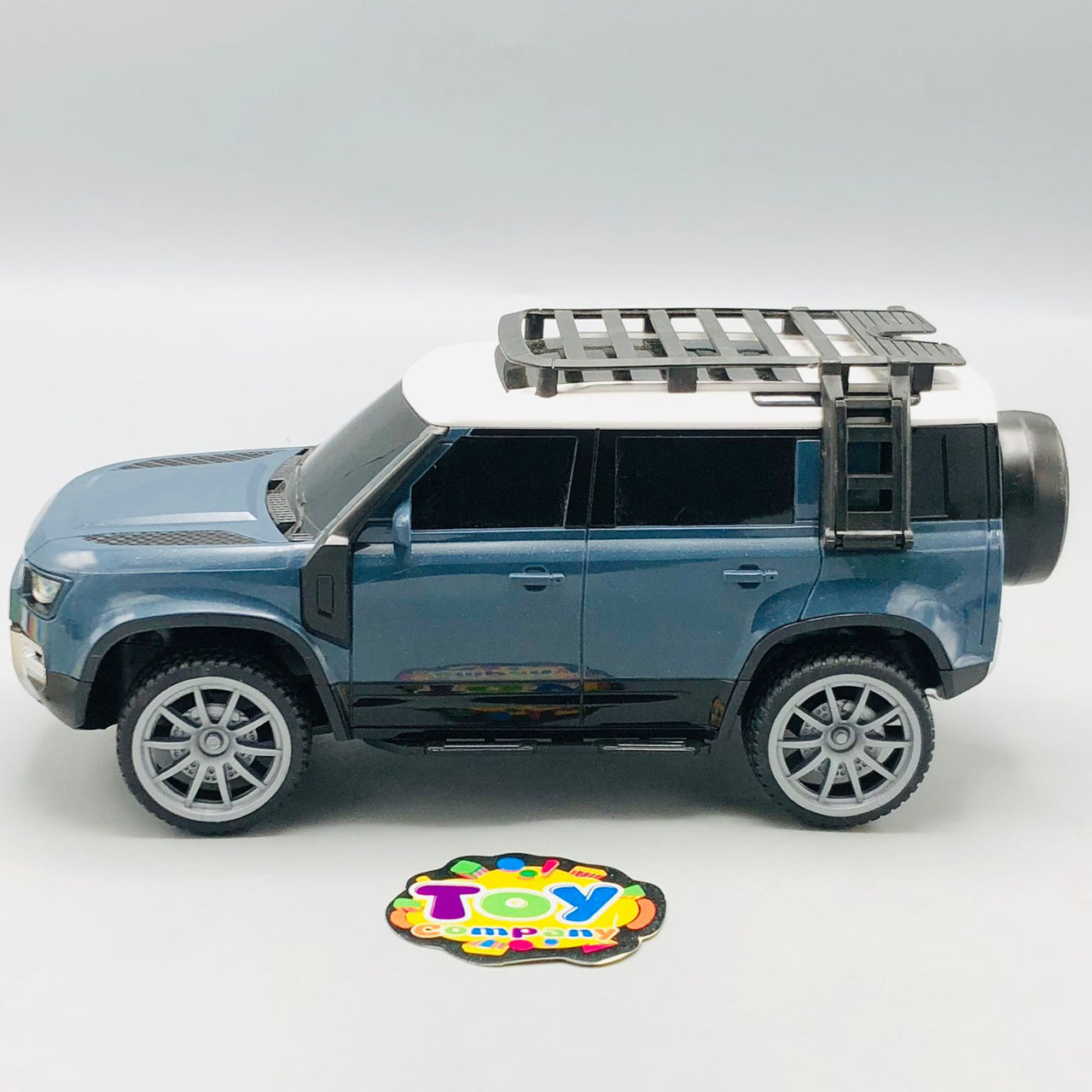 1:16 RC Land Rover Defender Vehicle