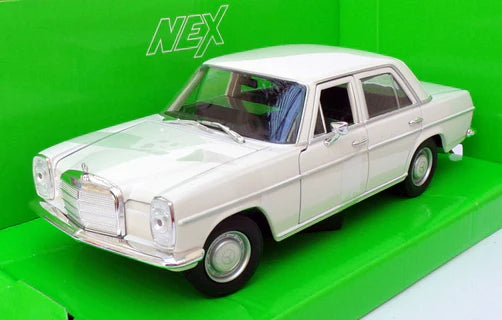 Welly 1:24 Diecast Mercedes Benz 220 Model Car