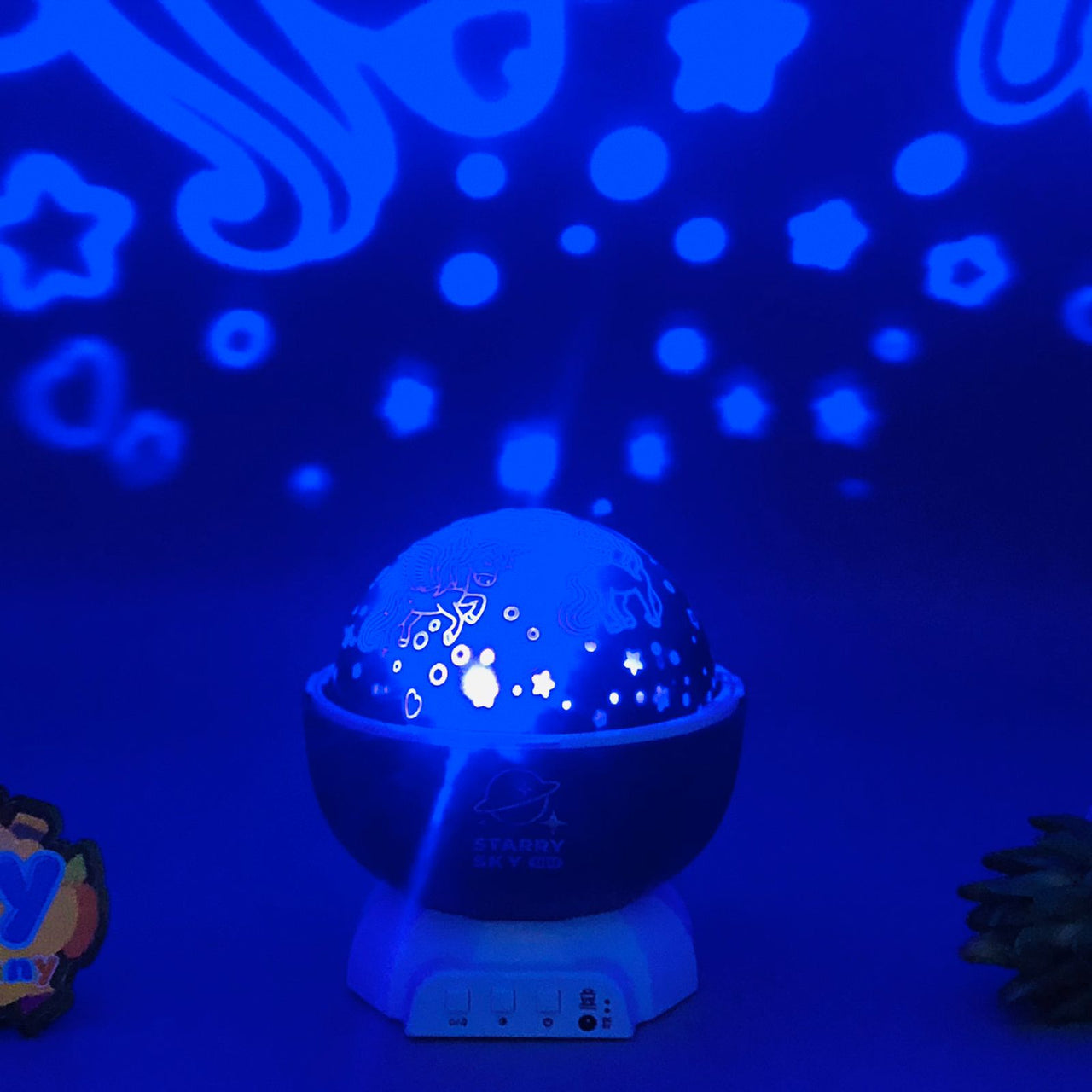 Rechargeable Starry Sky Projection Lamp With Sound