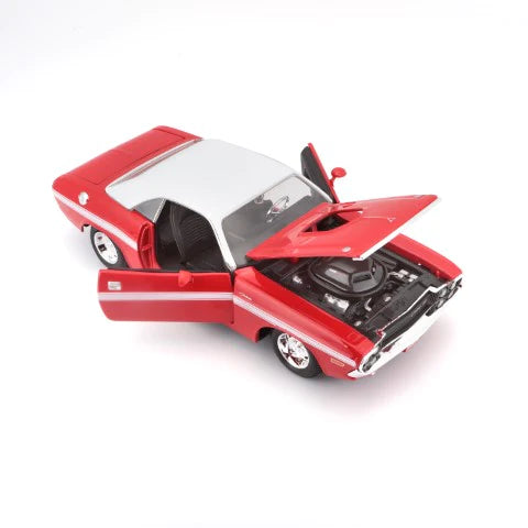 Maisto 1:24 1970 Dodge Challenger R/T Coupe