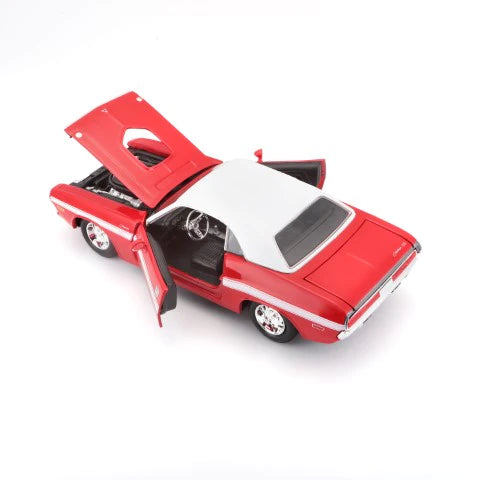 Maisto 1:24 1970 Dodge Challenger R/T Coupe