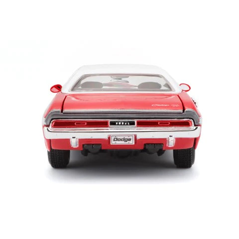 Maisto 1:24 1970 Dodge Challenger R/T Coupe