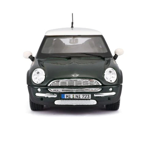 Maisto 1:24 Mini Cooper Model Car