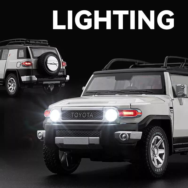 1:24 Diecast Toyota FJ Cruiser SUV Model