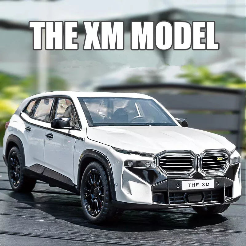 1:24 Diecast BMW THE XM Model Car With Smoke