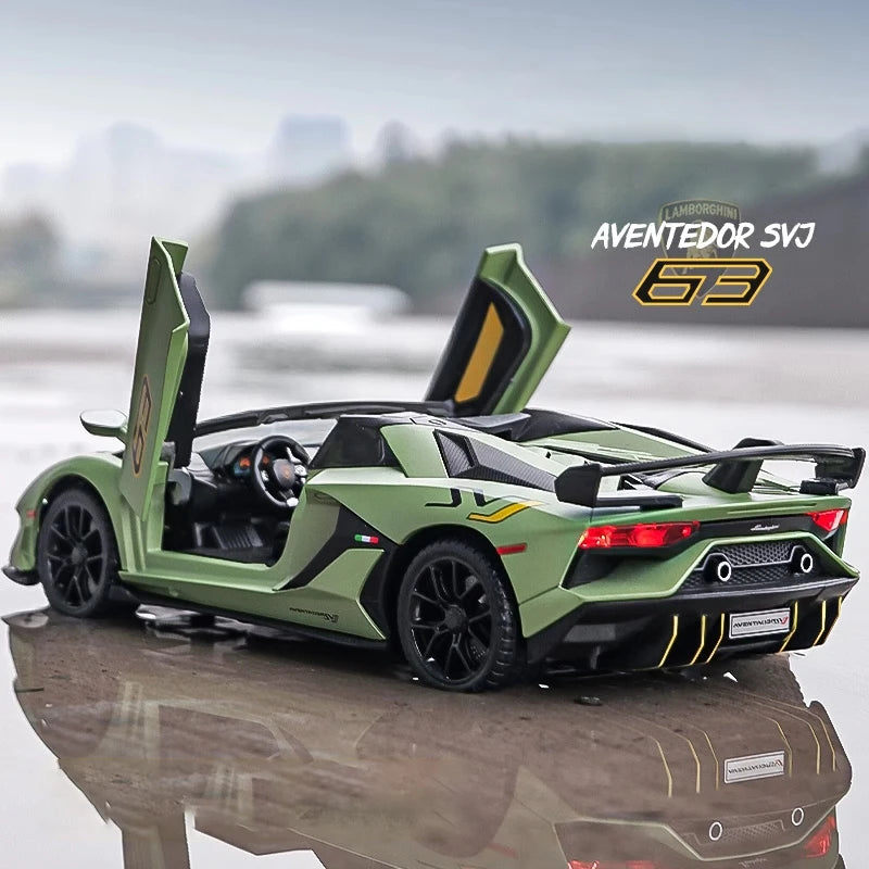 1:24 Diecast Lamborghini Aventador SVJ 63